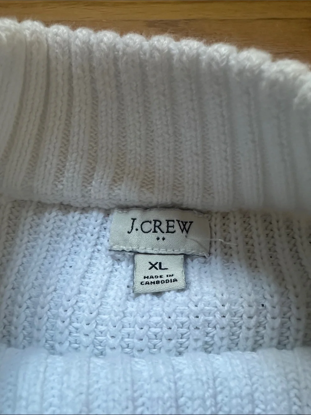 J. Crew 💯 Cotton White and Navy Button-Shoulder Sweater XL